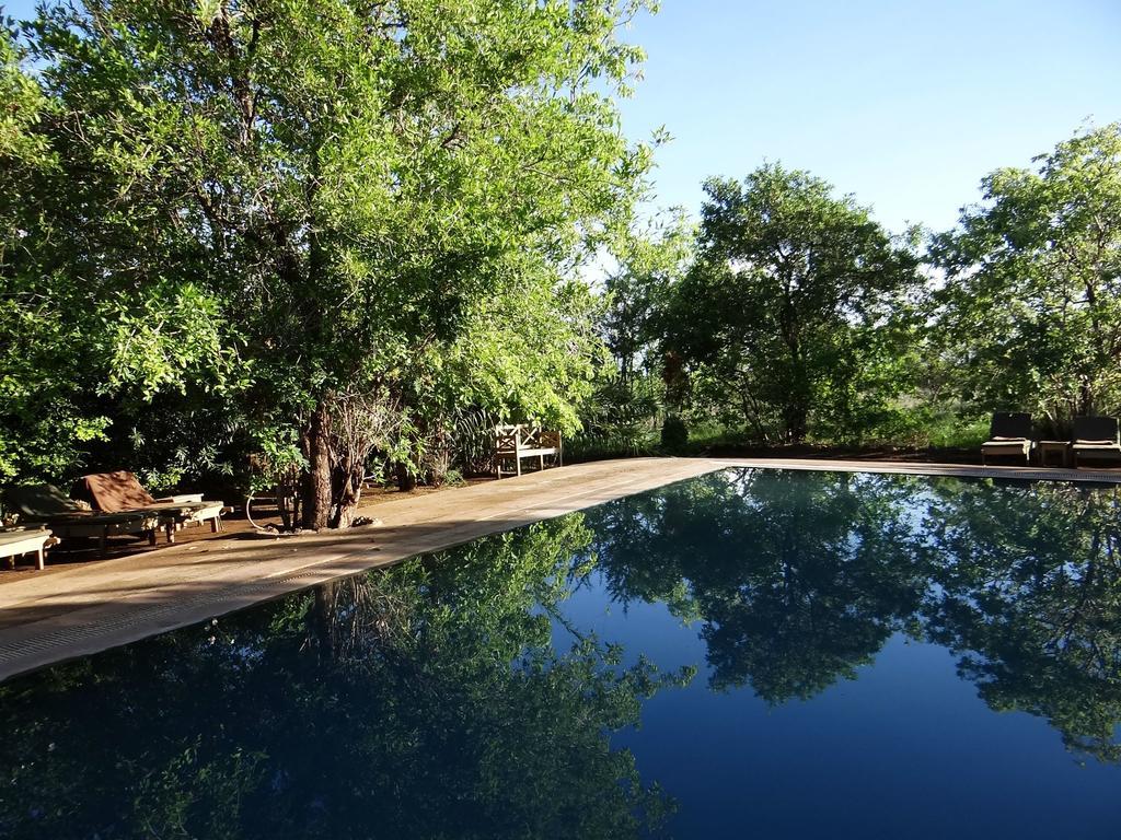 Отель Ikweta Safari Camp Maua Экстерьер фото