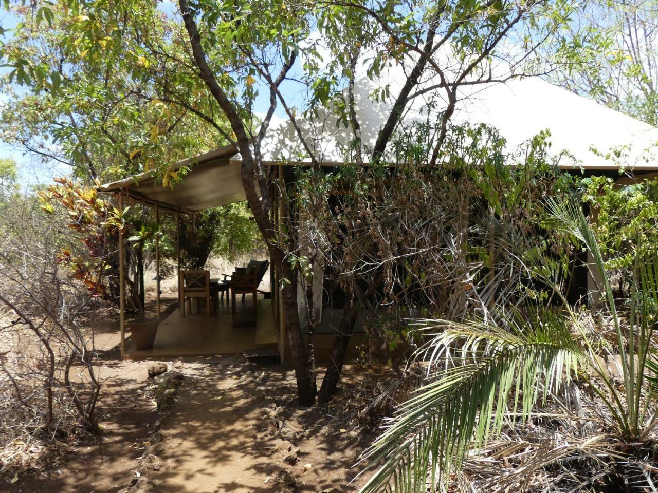 Отель Ikweta Safari Camp Maua Экстерьер фото